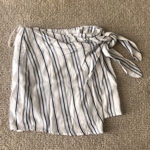 american threads mini skirt